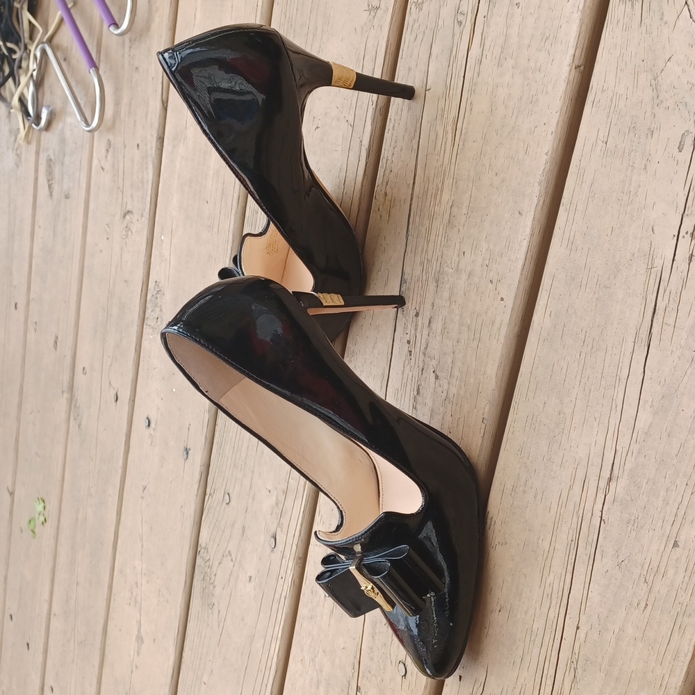 Classic Black Heel